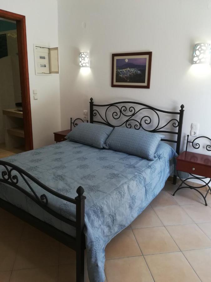 Leonidas Apartments Kamári 外观 照片