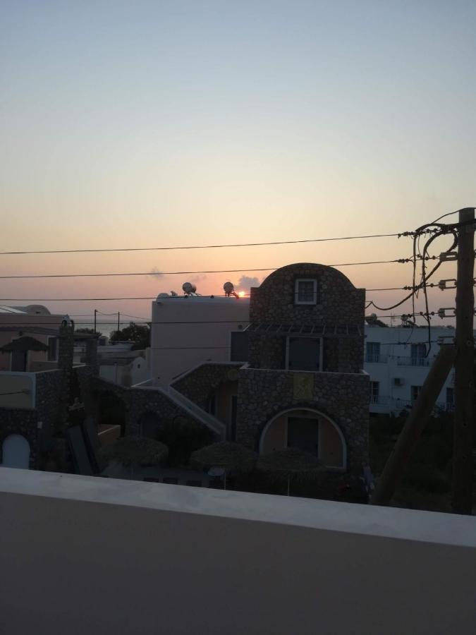 Leonidas Apartments Kamári 外观 照片