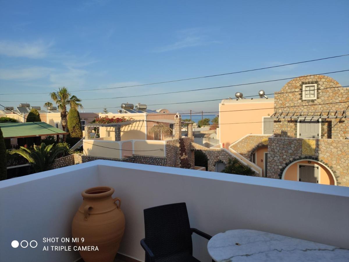 Leonidas Apartments Kamári 外观 照片