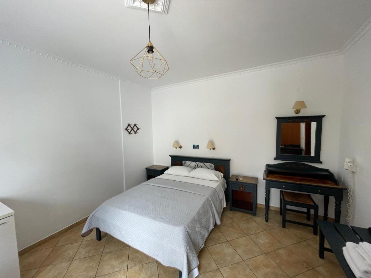 Leonidas Apartments Kamári 外观 照片
