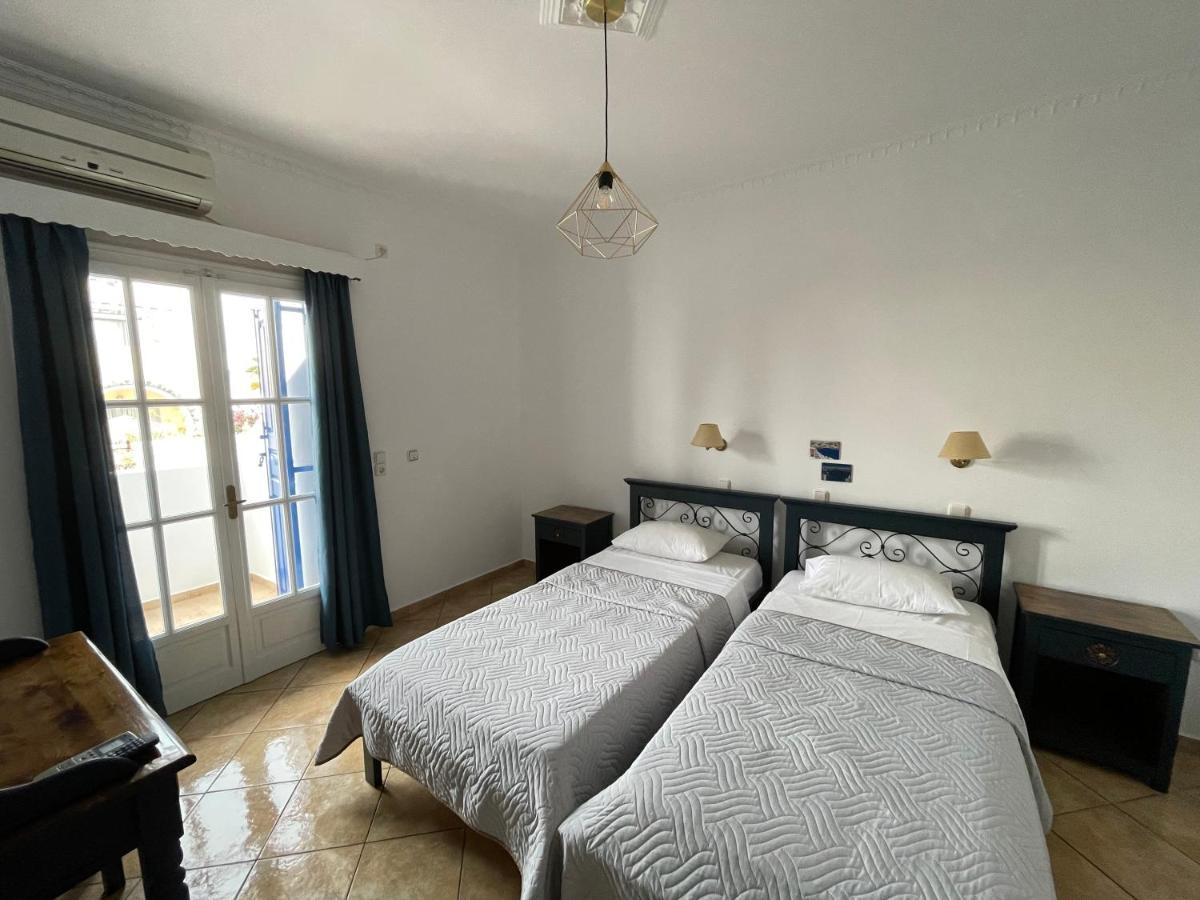 Leonidas Apartments Kamári 外观 照片